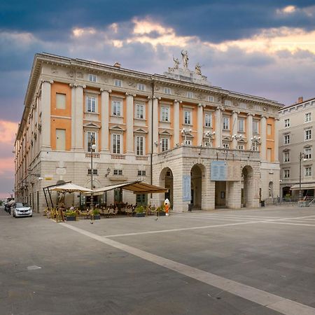 Apartments Trieste Centro I 3 Luaran gambar