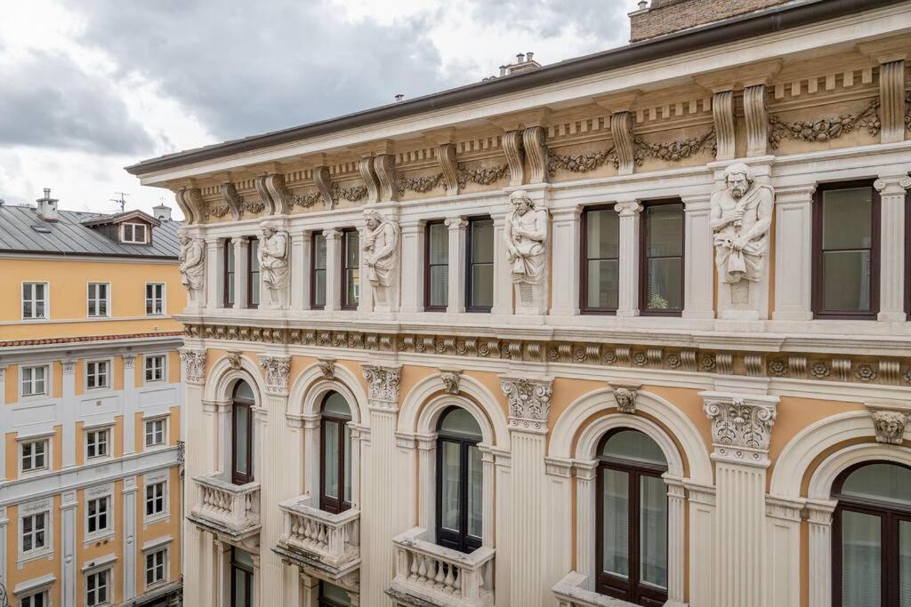 Apartments Trieste Centro I 3 Luaran gambar