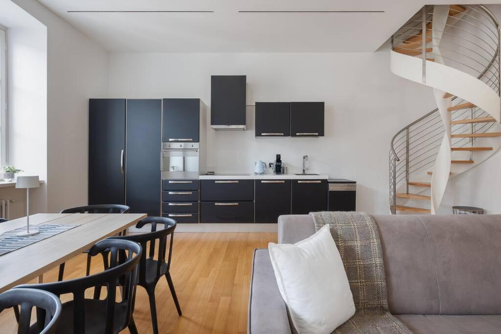 Apartments Trieste Centro I 3 Luaran gambar