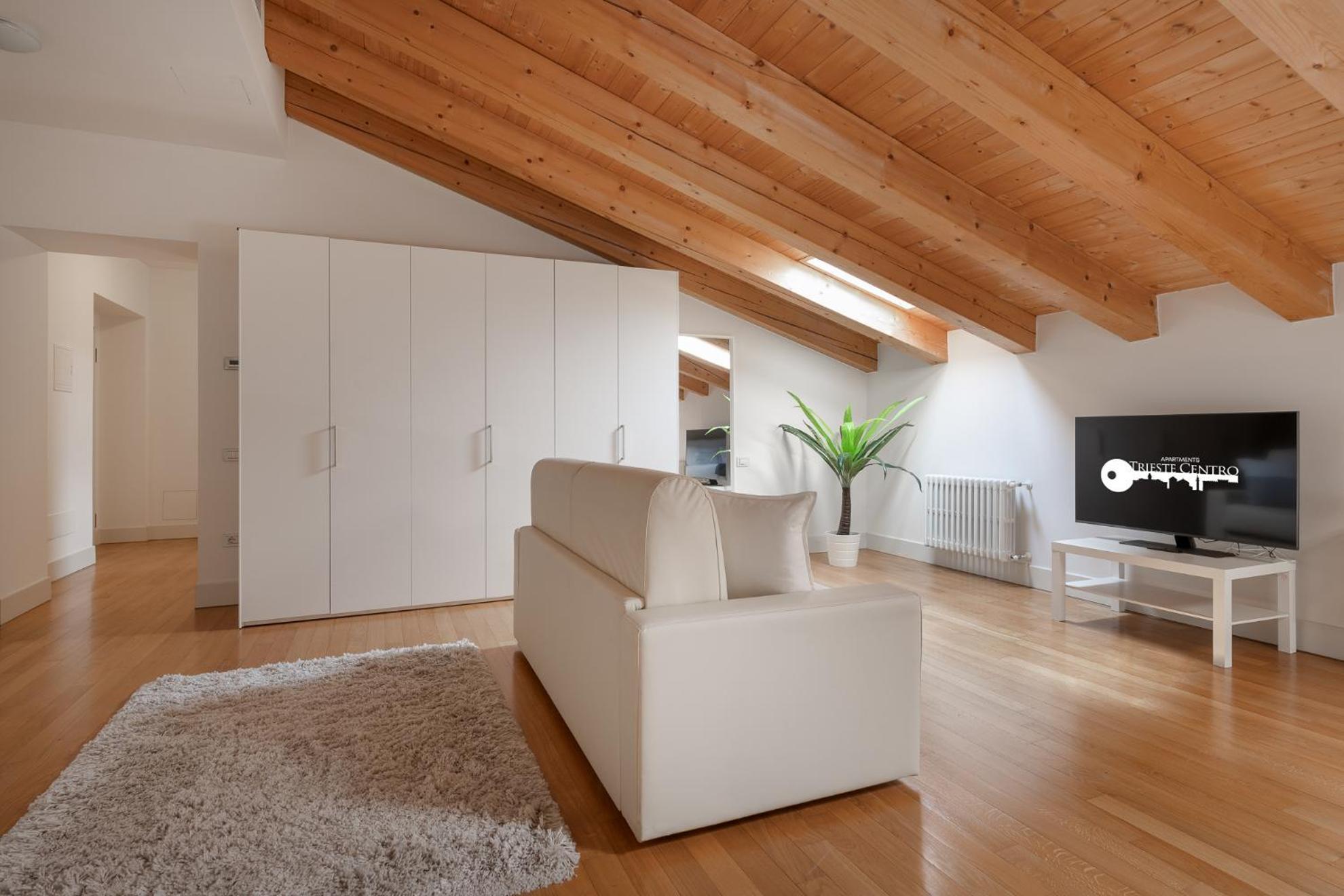 Apartments Trieste Centro I 3 Luaran gambar
